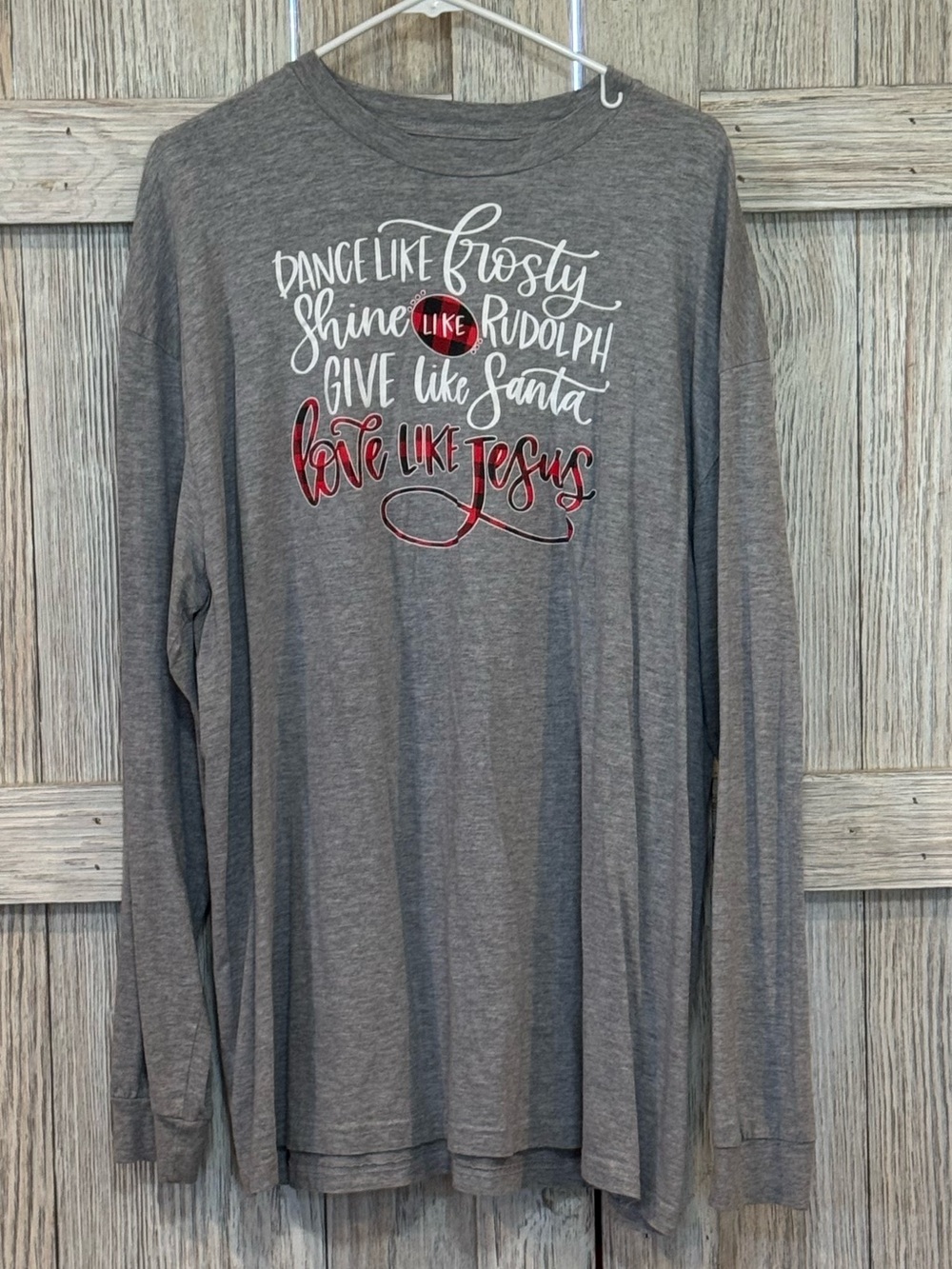 Love in Faith Gray Long-Sleeve Christmas Graphic Tee — Love Like Jesus Sz 2X
